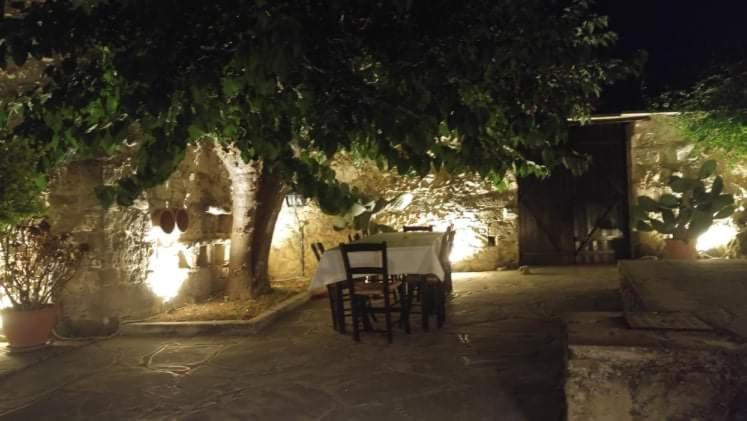 Amarakos Guesthouse Λειτουργεί Υπό Νέα Διεύθυνση Kato Akourdalia 외부 사진